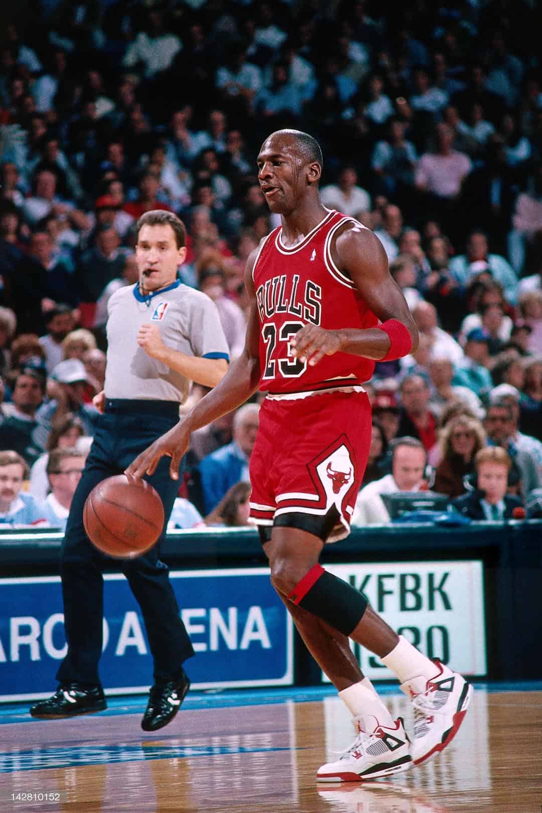 Michael jordan wearing air jordan 4 sale